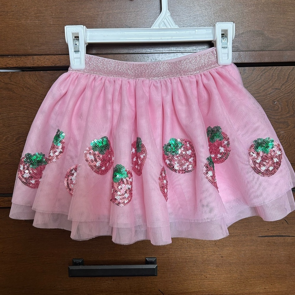 Tullabee strawberry tulle skirt